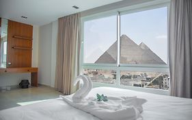 Gaia Pyramids View Inn